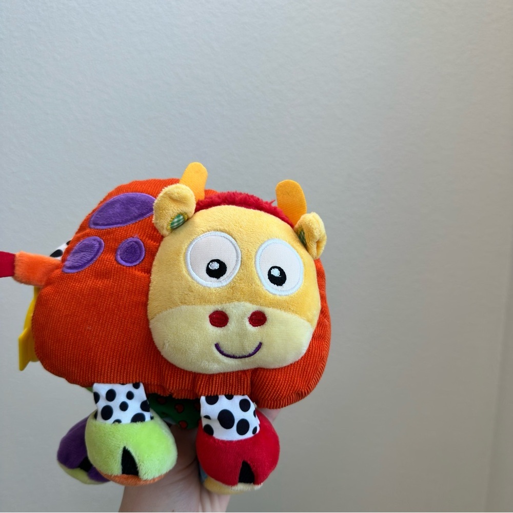 4/$20 Kidsbooks 8” Old MacDonald Plush Book